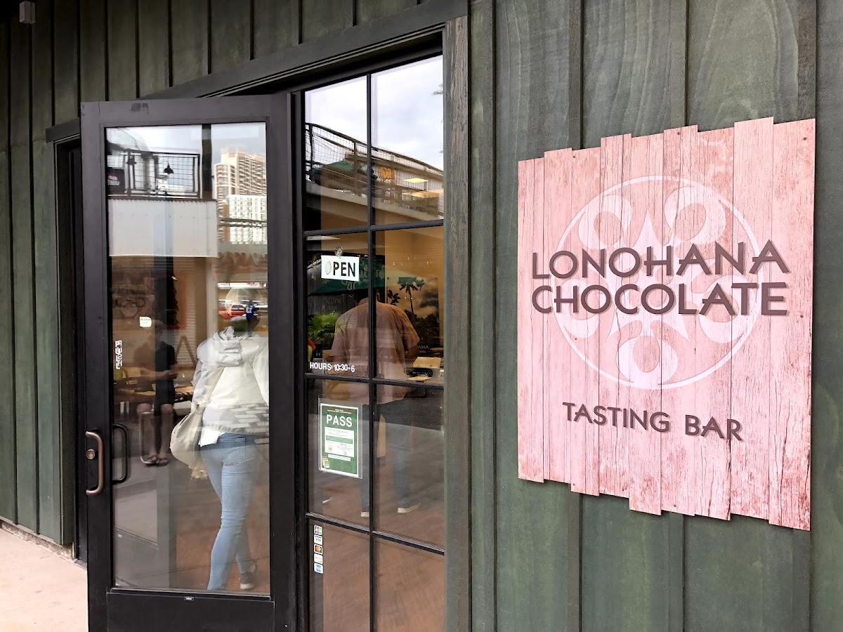 Lonohana Chocolate Tasting Bar